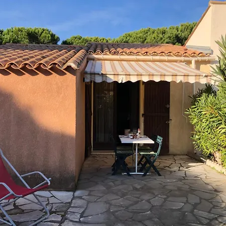 Charmante Maison Dans Les Pins Proche De La